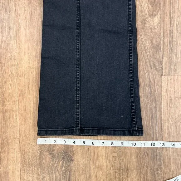 We The Free Firecracker Flare Jeans Black Gold Star Festival Sz 32 - Picture 9 of 10